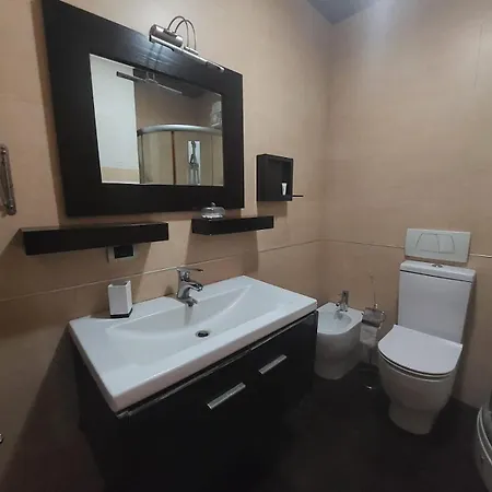 Lejlighed Bajron Tirana